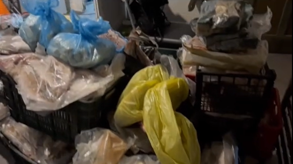 Alimente depozitate greșit într-un restaurant din Constanța. Foto: TikTok