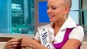 VIDEO Are 22 de ani, e cheala si participa la Miss America!