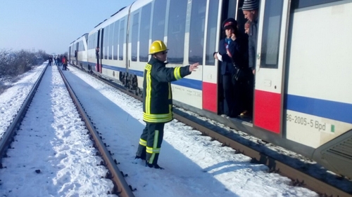 FOTO. Un bărbat de 52 de ani a murit în chinuri groaznice, tăiat de tren, la Leordeni. Cum a ajuns pe şine
