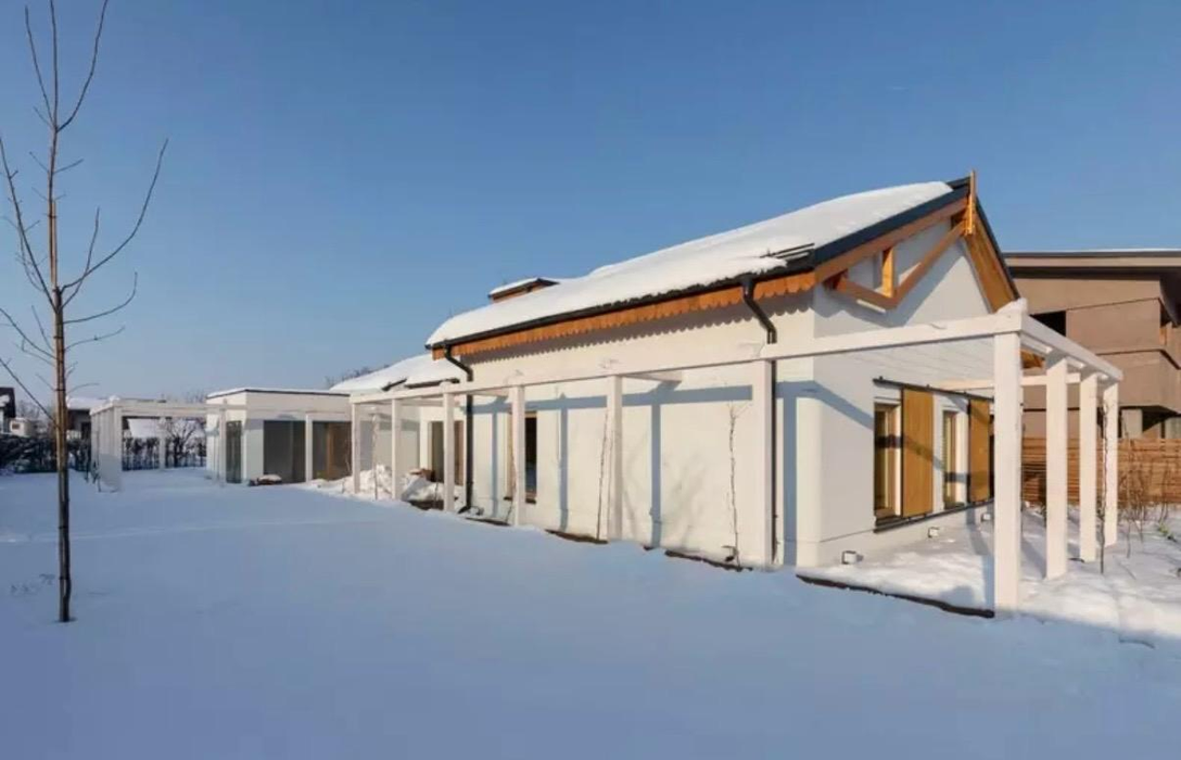 Cum arată casa lui George Buhnici din Corbeanca. Locuința smart a costat o avere