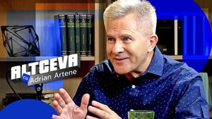 Porecla care l-a urmărit în copilărie pe Doru Octavian Dumitru: "Ceva care să rimeze cu..."