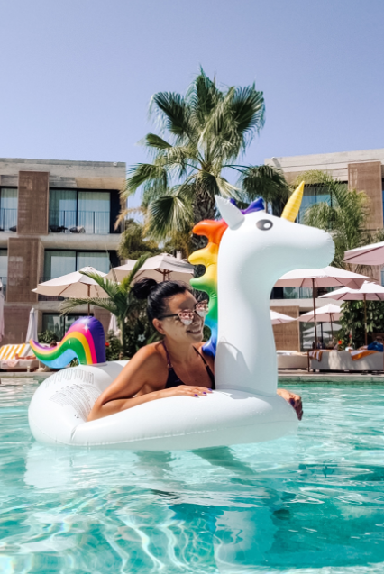 Corina Caragea, imagini speciale din vacanța în Ibiza. Ce a impresionat-o la insula spaniolă