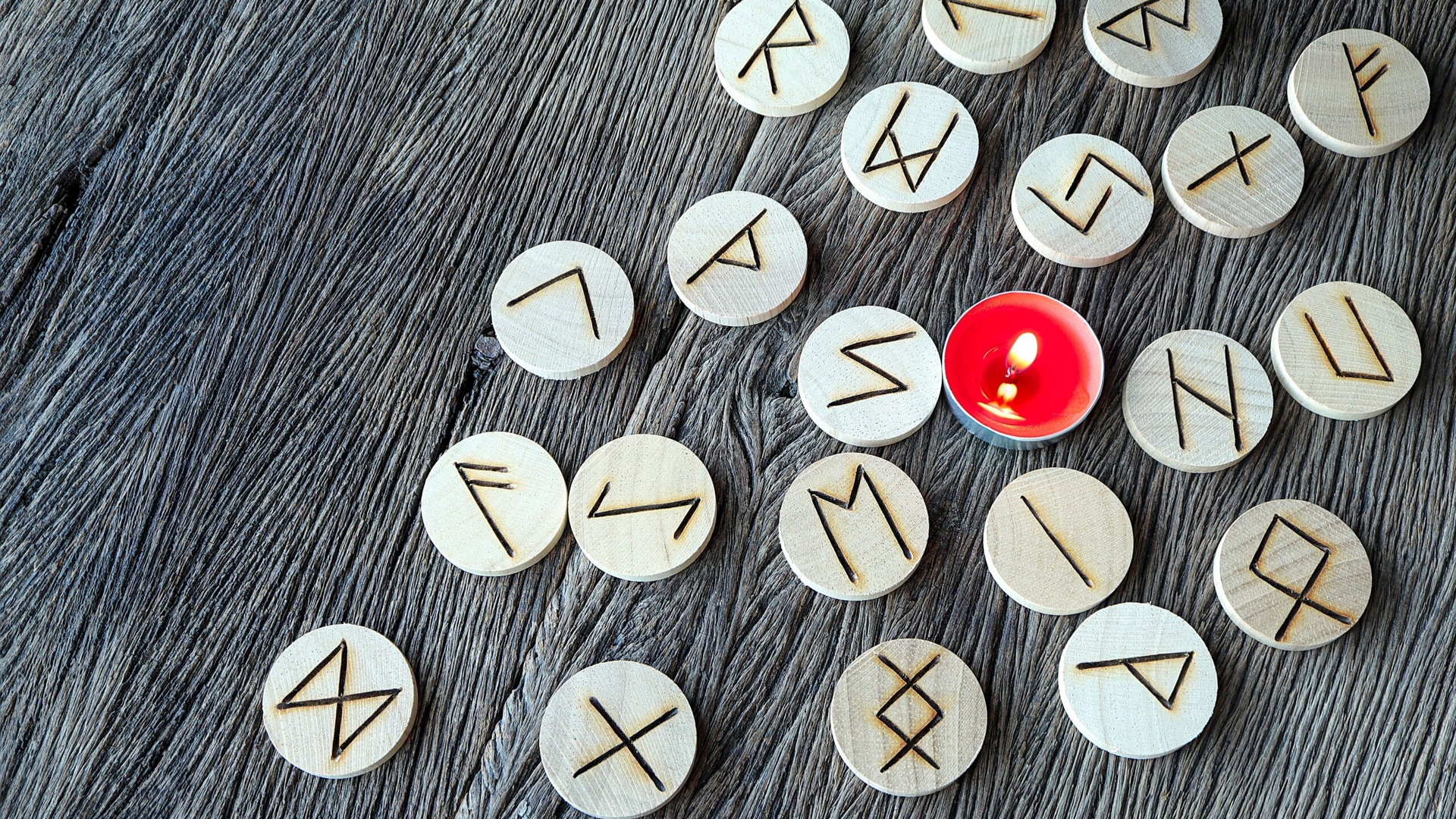 Horoscop rune azi, 31 iulie 2026. Laguz prevestește zile furtunoase pentru o zodie, dar sfatul este să nu dispere!