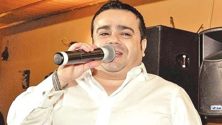 Adi Minune l-a refuzat pe Cosmin Contra la un restaurant din București