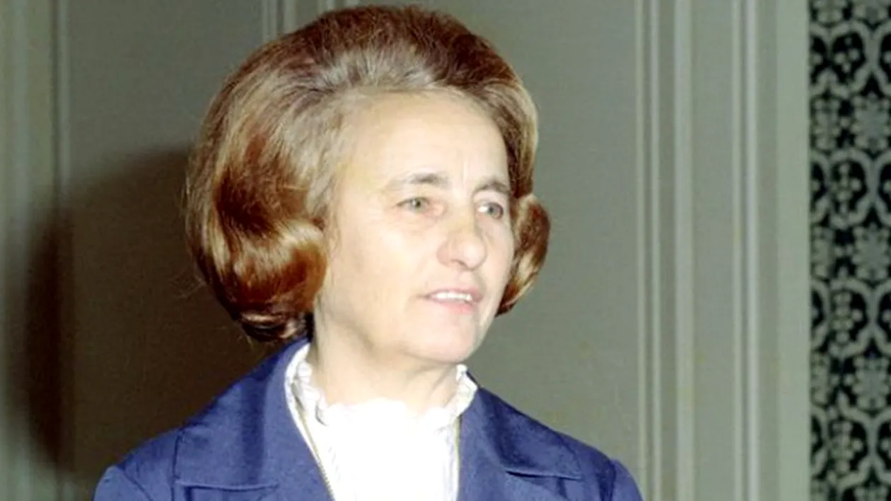 S-a aflat! Vezi ce ii facea Elena Ceausescu dictatorului ca sa fie sigura ca acesta nu o insala