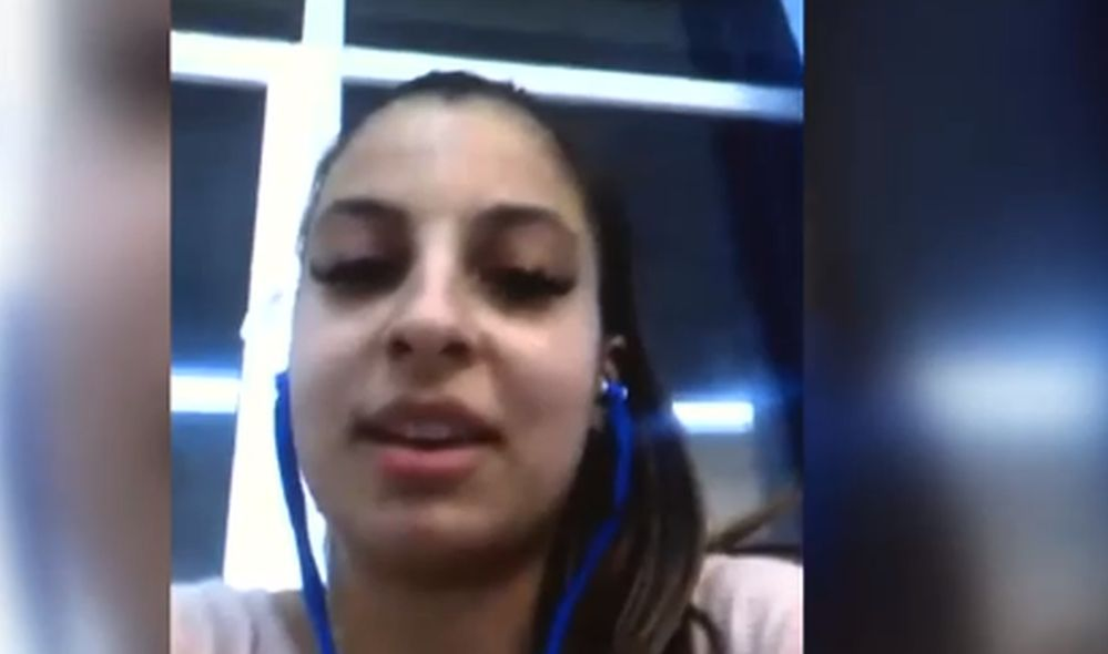 O tânără de doar 19 ani s-a dus la spital cu o durere de cap, iar diagnosticul medicilor i-au schimbat radical viața! Andreea are nevoie de sânge