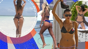 Cine o face mai bine? Cosmina Păsărin, Adelina Pestrițu, Anna Lesko sau Simona Trașcă? TOP 50 fete care se luptă cu părul, în costum de baie