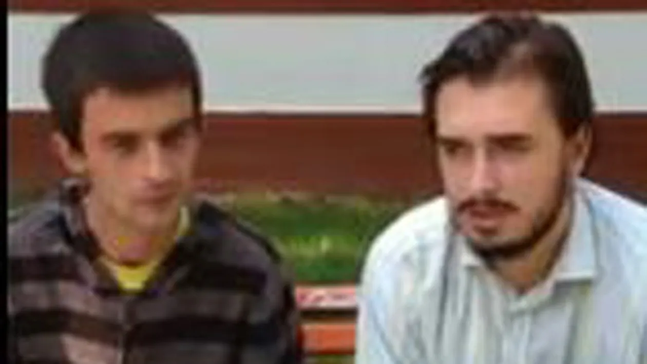 Video supertare! El e singurul roman care cerseste de munca