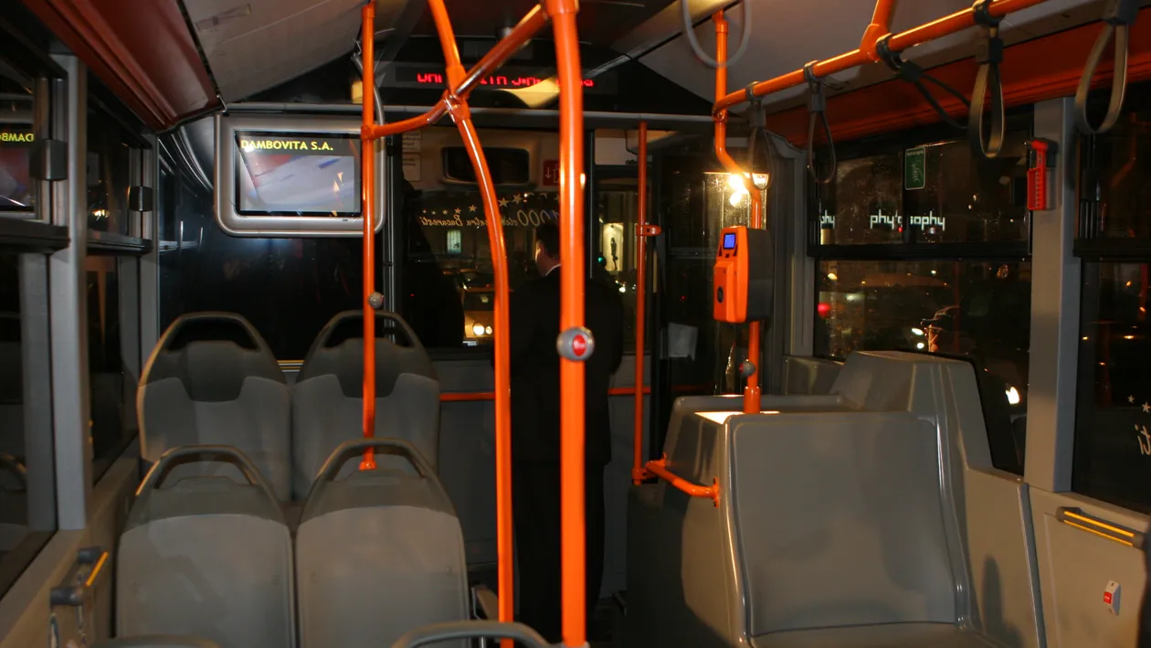 Incident socant in Bucuresti! Mai mult mort decat viu, un barbat injunghiat in spate s-a plimbat cu RATB-ul!