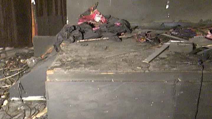 Imagini cutremurătoare din clubul Colectiv, la patru ani de la tragedia care a îndoliat România: 65 de tineri au murit