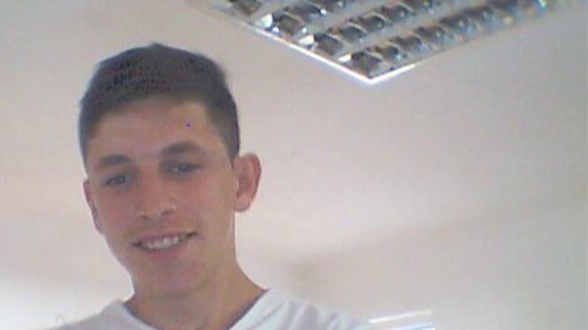 Un adolescent de 18 ani s-a spânzurat într-o pădure din Iaşi! Alţi doi fraţi de-ai săi au murit în condiţii suspecte