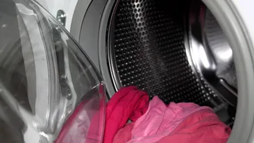 Ți-ai luat haine noi? Iată de ce prima oprire ar trebui să fie mașina de spălat