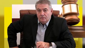 Miliardarul român condamnat pentru că ar fi spălat 300 mil. € pentru mafia siciliană primește "fatala". I-a deschis proces de paternitate!