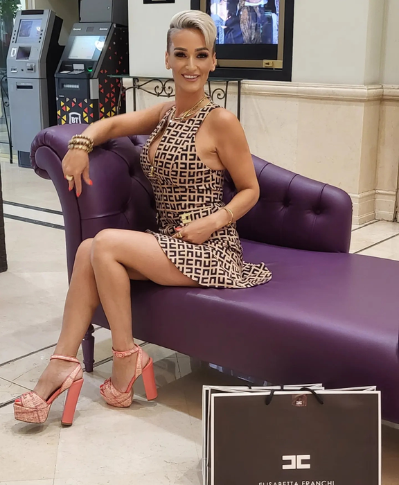 Cum reușește Gabriela Lucuțar să se mențină slabă. Foto: Facebook / Gabriela Lucuțar