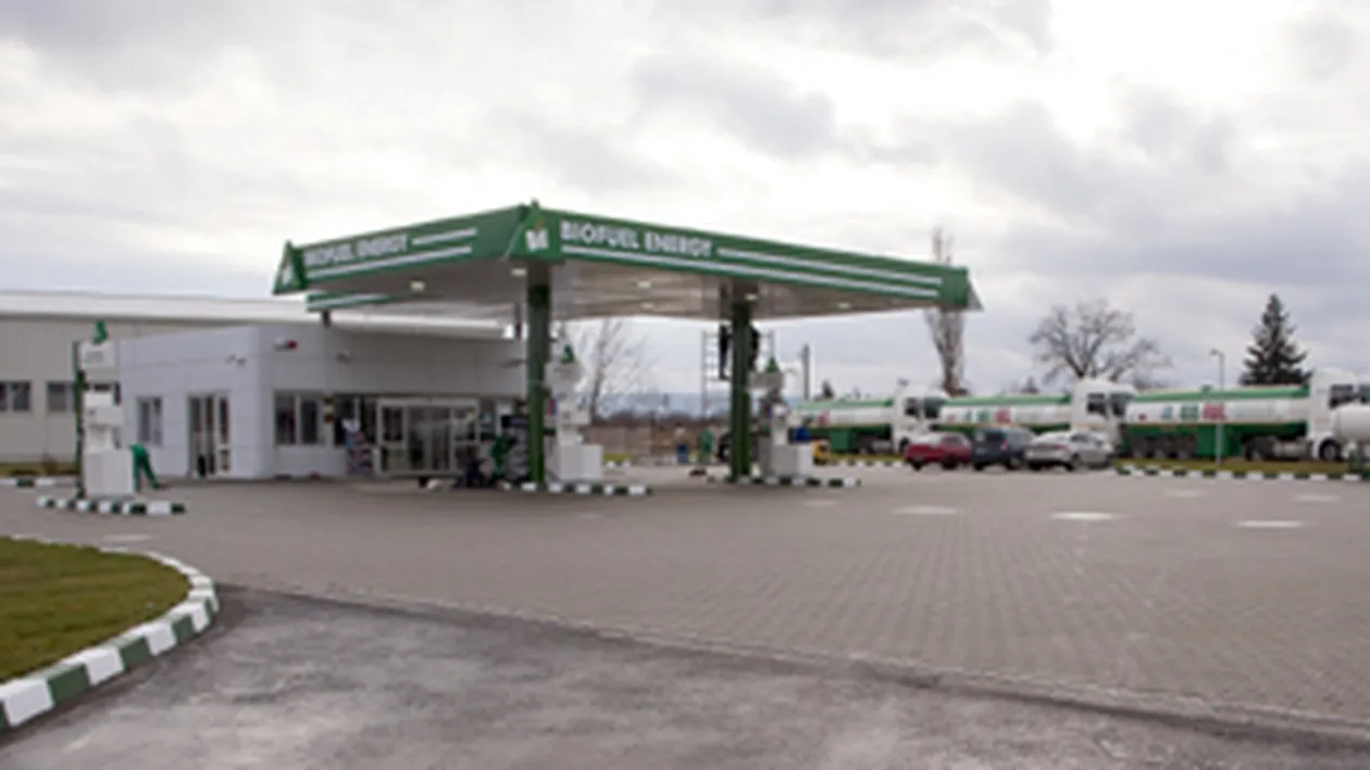 Miliardarul Niculae a lansat benzina cu 20 la suta mai ieftina pe litru!