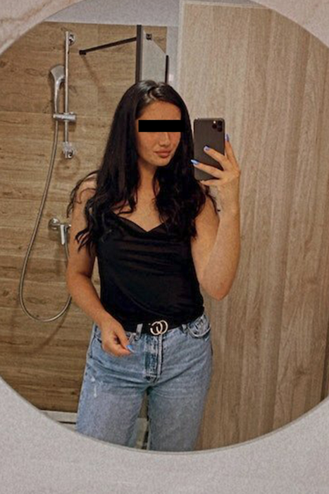 Adela ar percepe un tarif de 1000 de lei