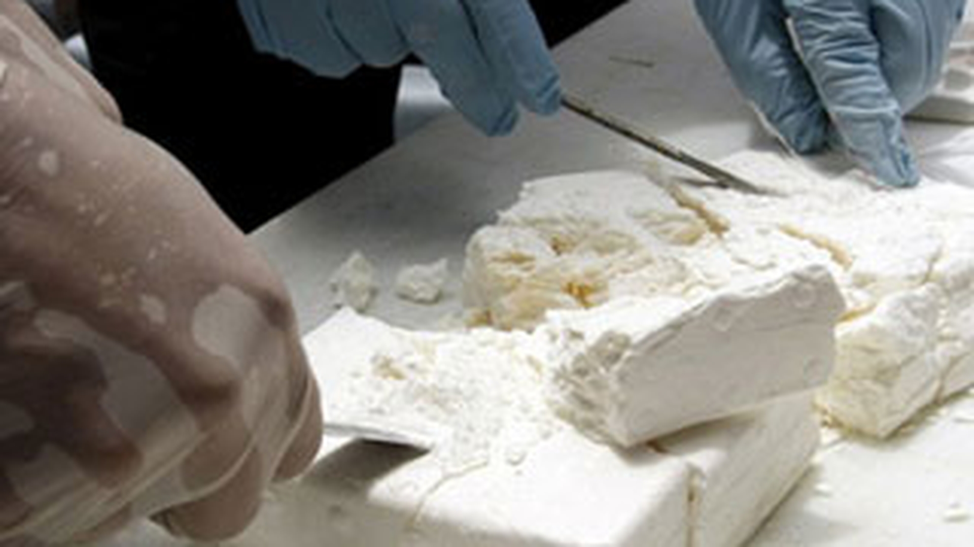 Traficantul "protejat" de unul din nepotii lui Duduianu inghitise jumatate de kilograme de cocaina!