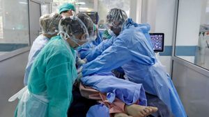 Bilanțul negru al deceselor cauzate de COVID-19. 134 de români infectați au murit, de la ultima informare