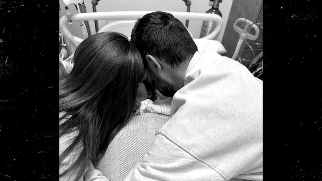 Durere sfâșietoare pentru o influenceră celebră! I-a murit fiica în ziua de Crăciun, la 2 ani după ce fata mai mare s-a stins din cauza septicemiei