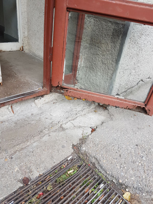Spitalul avea nevoie de renovare ca de aer