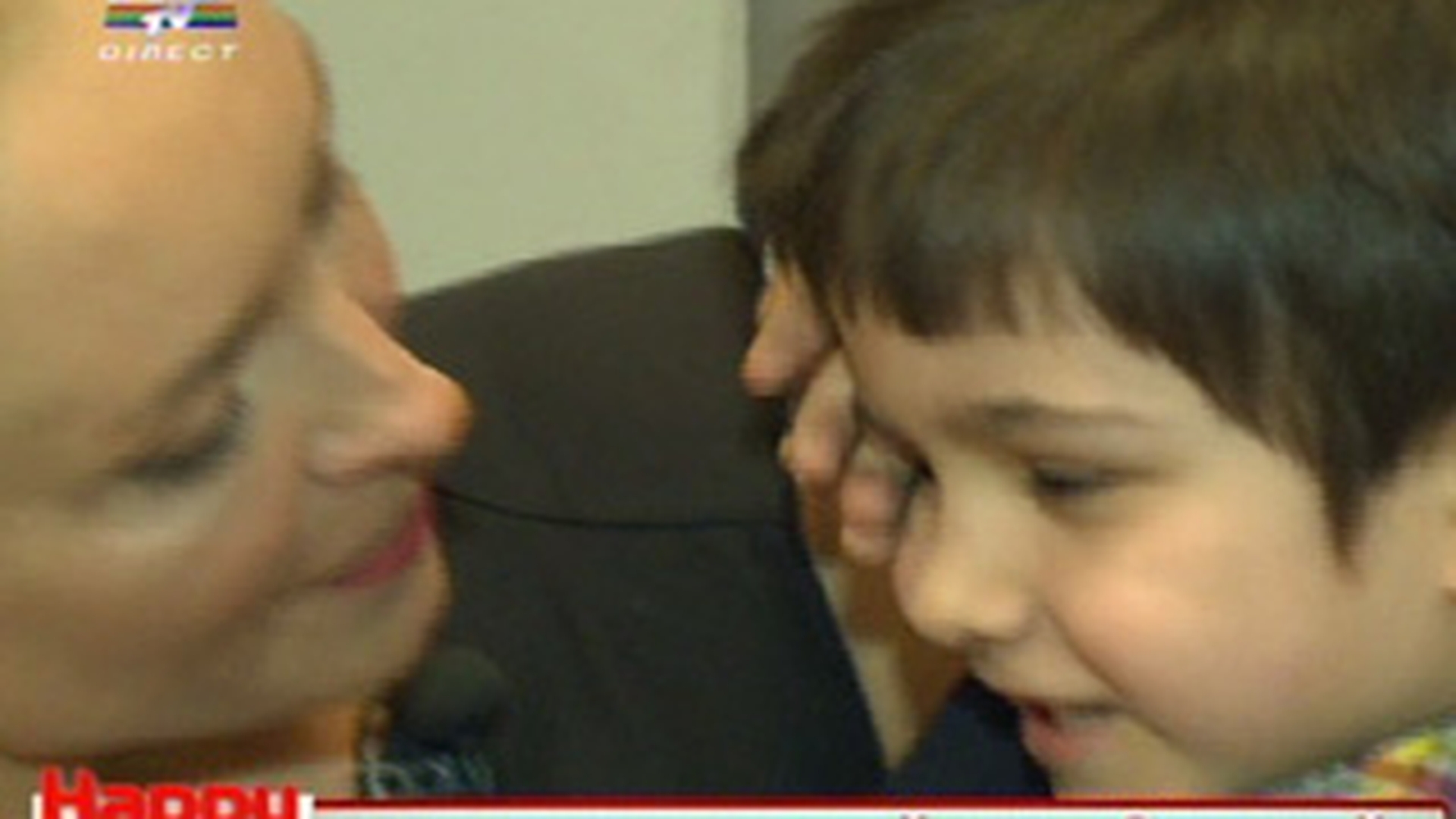 Uite ce scump e fiul lui Victor Piturca! Poarta tricoul nationalei primit de la selectioner!