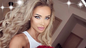 Bianca Dragușanu a primit un cadou de 24.000 de euro!!! Nici nu visezi  la așa ceva! Uite ce i-a lasat Moș Crăciun sub brad