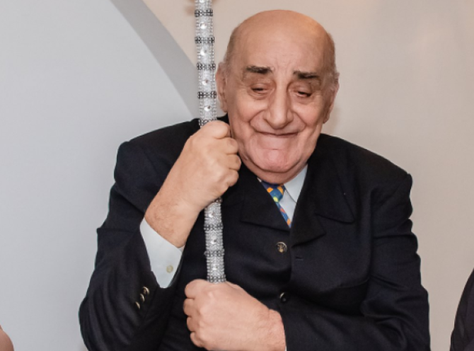 Viorel Lis, la un pas să moară! Oana a sunat urgent la salvare: „Când m-am trezit era umflat…”