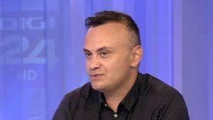 Medicul Adrian Marinescu, despre serul AstraZeneca: "Trombozele apar și la persoanele nevaccinate"