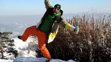 George Vintila si-a petrecut vacanta la schi, in Poiana Brasov! Uite ce frumos s-a distrat omul de radio!