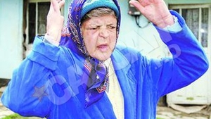 Violata de fiu pentru ca era prea sexy