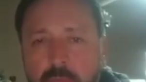 Mama lui Sebi Olariu, tânărul ucis de Vlad Pascu, nu-și poate reveni nici acum din șoc: ”Ea trece tot prin camera lui, vorbește cu el”