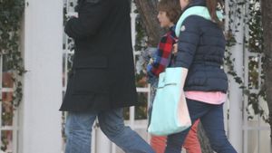 Alexander Eram scoate copiii in oras, Esca merge sa-i aduca acasa!