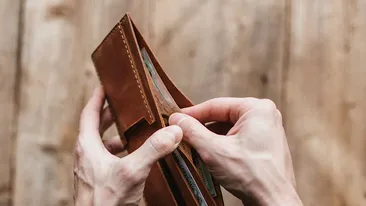 Ce trebuie să faci cu portofelul vechi atunci când îl înlocuiești. Gestul care va atrage norocul asupra ta