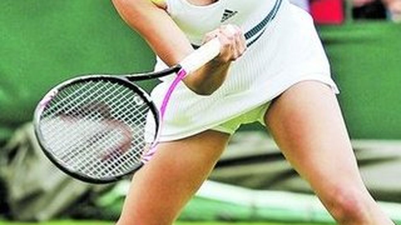 Sorana Cirstea a primit un dar neasteptat. Are tricou cu autografele jucatorilor de la Real Madrid