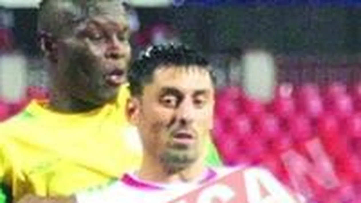 Cainii nu-l mai suporta pe Rednic