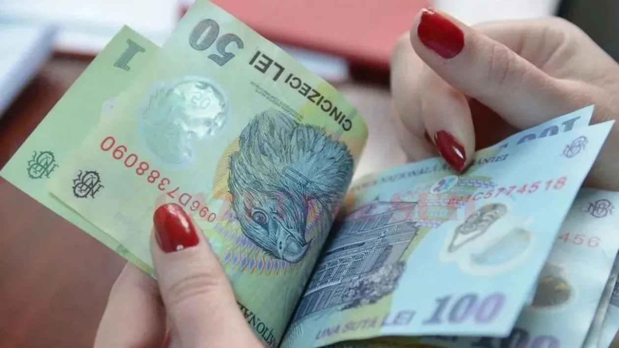 O femeie din Iași, dată în judecată de banca la care a lucrat. Ce au descoperit anchetatorii după multe ore de cercetări