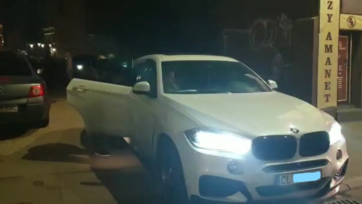 Scene tragi-comice în București! Ce a făcut șoferul BMW-ului din imagine după ce s-a îmbătat în Centrul Vechi azi-noapte și s-a urcat la volan mangă