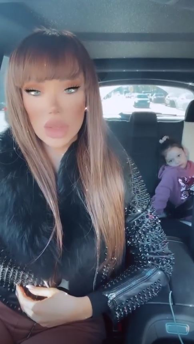 Decizia neașteptată luată de Bianca Drăgușanu în legătură cu fetița pe care o are cu Victor Slav. A făcut noi declarații dure după separarea de Alex Bodi: “Eu nu ies niciodată în pierdere!”