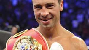 Bute nu are voie sa faca sex pana la confruntarea cu Froch! Abstinent pana pe 26 mai!
