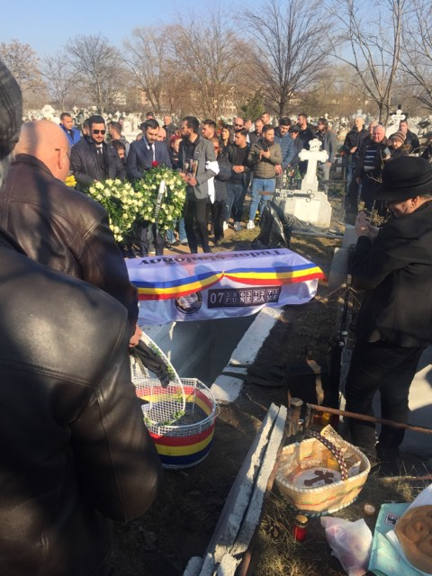Tudor Simionov, românul ucis de Revelion la Londra, a fost înmormântat! În această vară trebuia să se căsătorească
