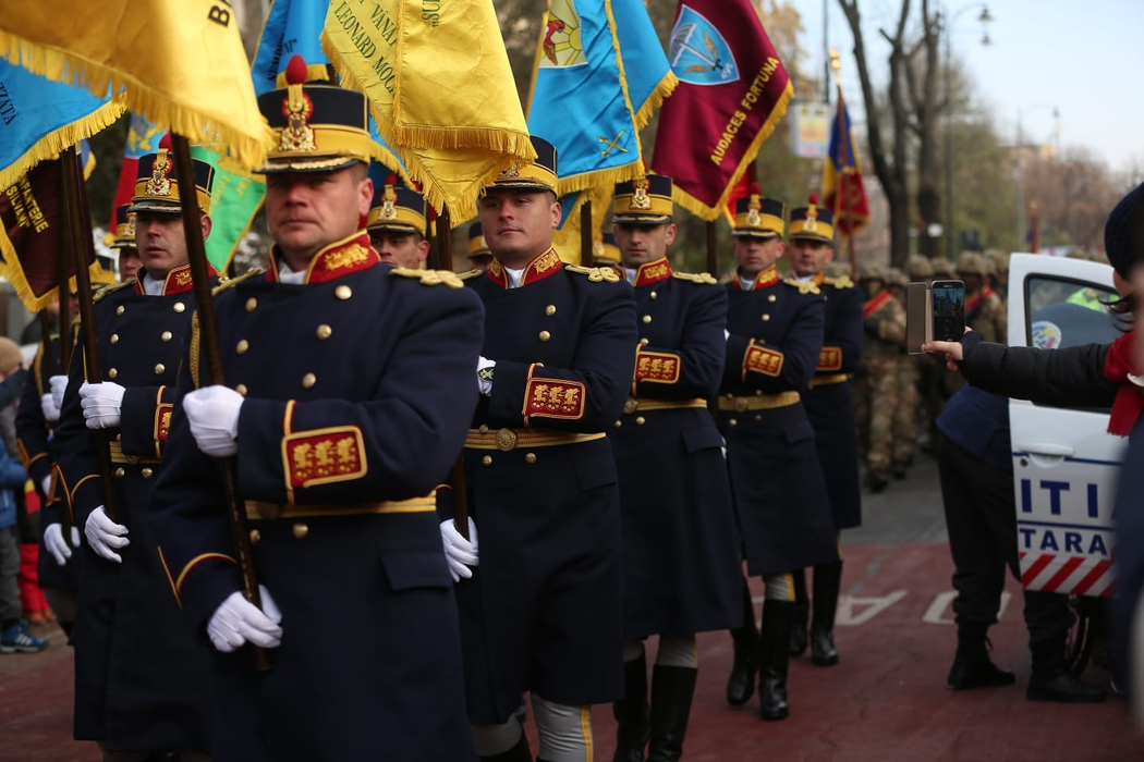 CANCAN.ro transmite LIVE de la mega-parada Centenarului. La mulți ani, România!