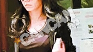 "Mama" Marta isi crease un grup de gheise pe care le instruia in toate domeniile. Scoala bunelor maniere in prostitutie