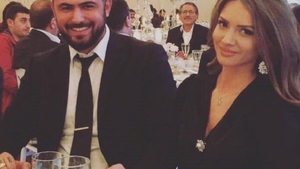 OTILIA BILIONERA şi-a arătat posteriorul în toată splendoarea lui, dar a omis un detaliu ruşinos! Cum a apărut vedeta