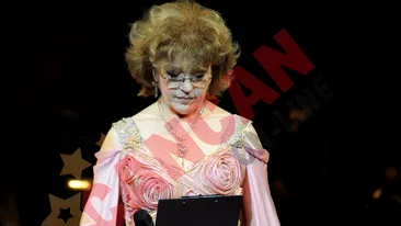 Corina Chiriac si-a facut rochie de bal prin e-mail!