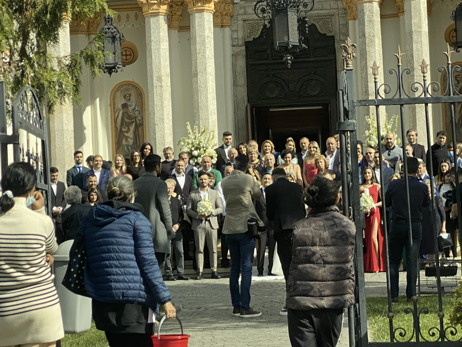Lucian Becali a făcut cununia religioasă la biserica Sf. Spiridon cel Nou