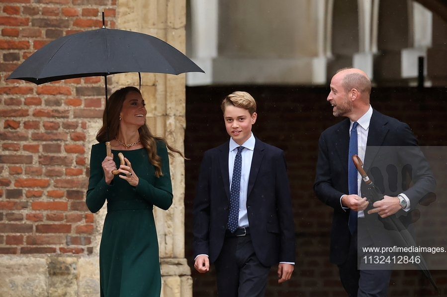 Prințul George în prima zi la Eton, sursa-profimedia.ro
