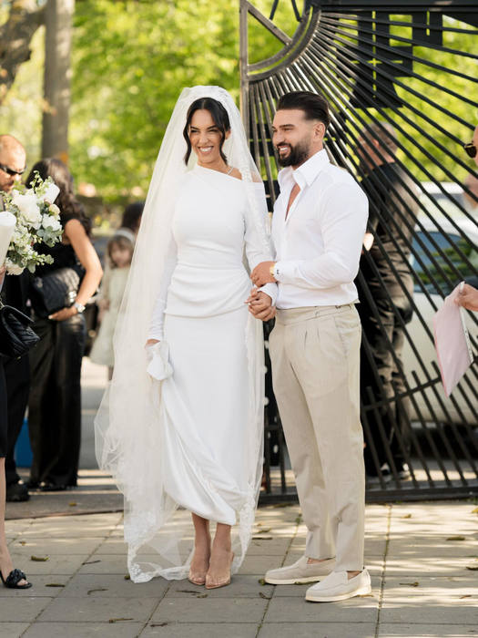 Dorian Popa s-a cununat religios cu Andreea, după petrecerea de nuntă. Ce ținute speciale au ales