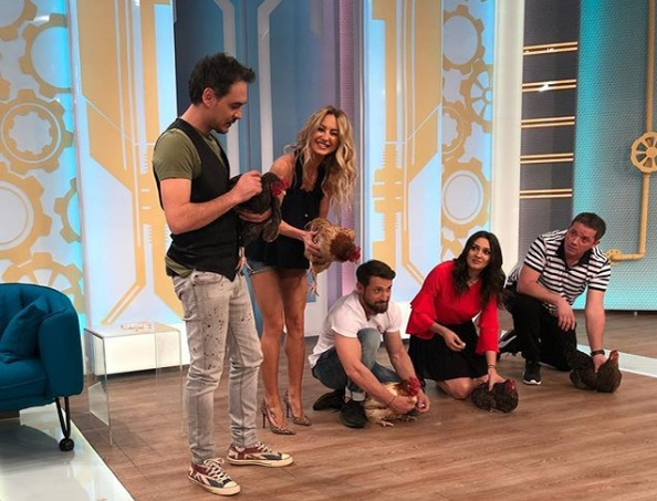 Cine îi va înlocui pe Răzvan Simion și Dani Oțil la matinalul de la Antena 1. Anunțul a fost făcut în direct la TV