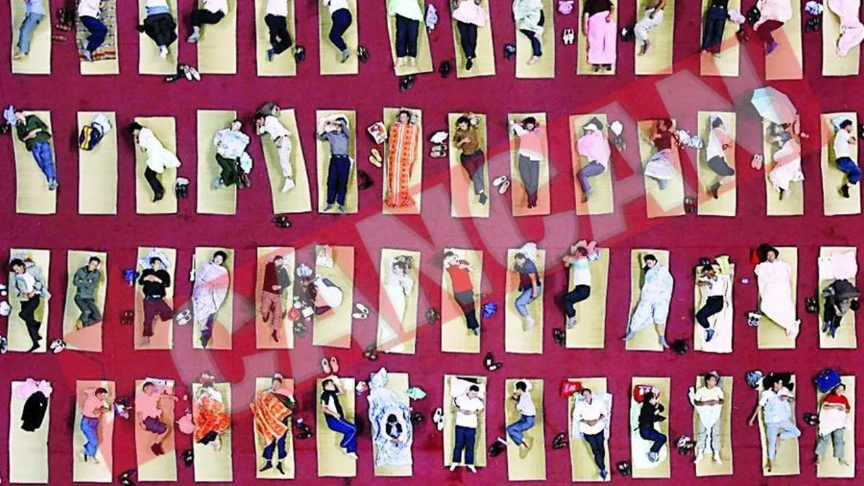 Dorm in sala de gimnastica