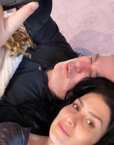 Alec Baldwin, tată pentru a șaptea oară: "La fel ca fraţii şi surorile tale, eşti un vis devenit realitate"
